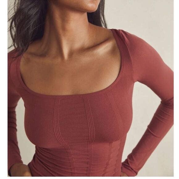 Free People | Stay Here Seamless Long Sleeve Top Size M/L NWT - Picture 3 of 4